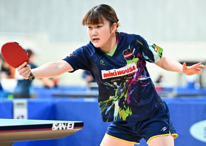 手那样显赫 手那样显赫