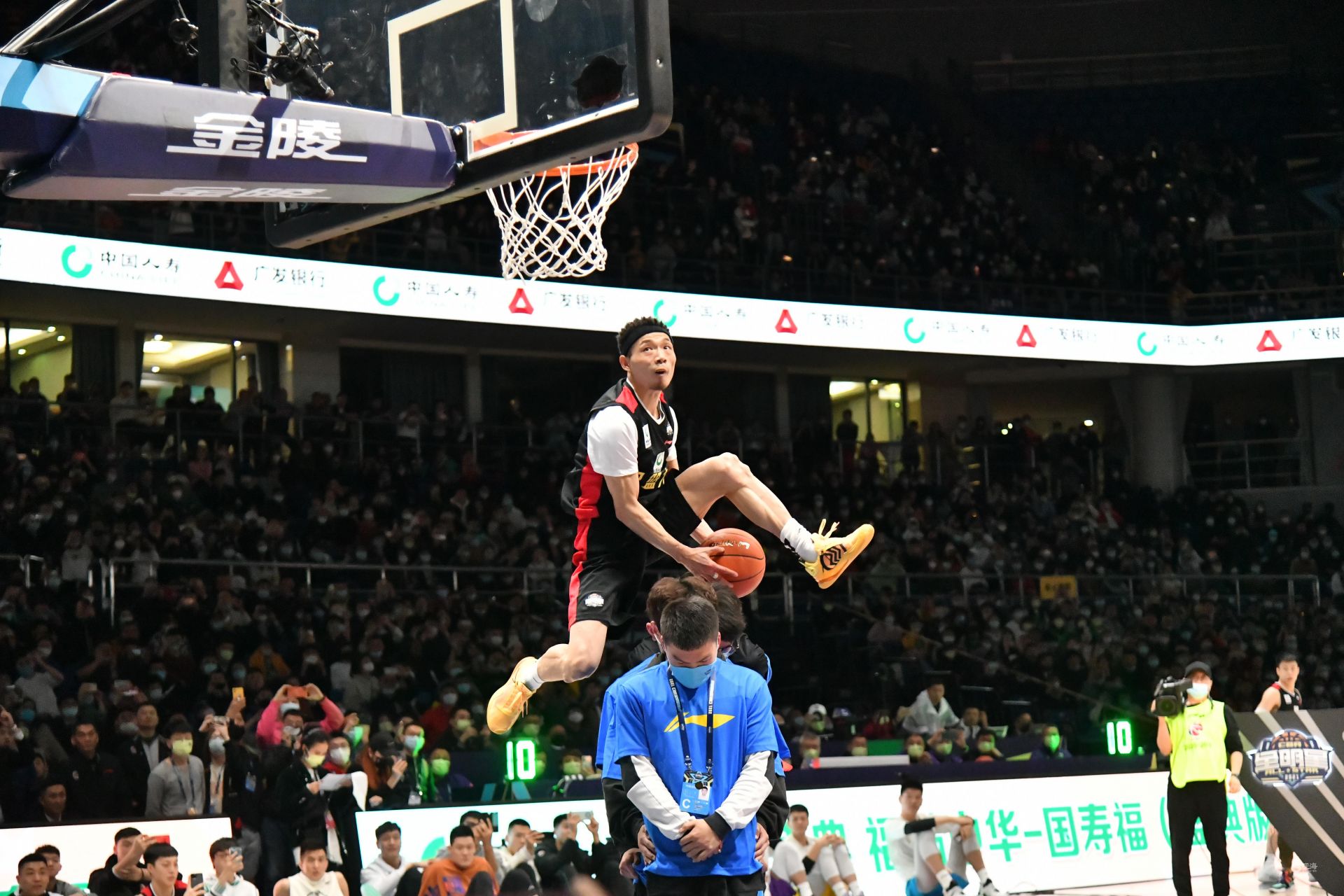 当比分被缩 当比分被缩